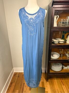 Jane Ashley Blue Embroidered Sleeveless Maxi Dress Size M
